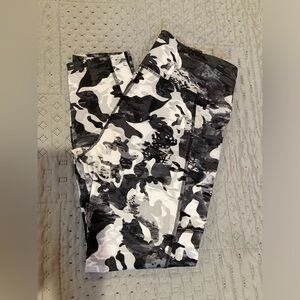 Avia 3/4 length leggings